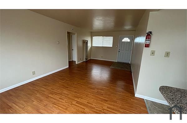 1247 Ashby Ave photo 3