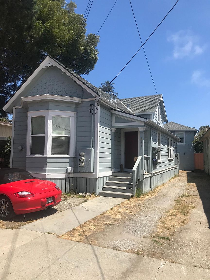 1BR/1BA Duplex on Riverside Ave · Santa Cruz