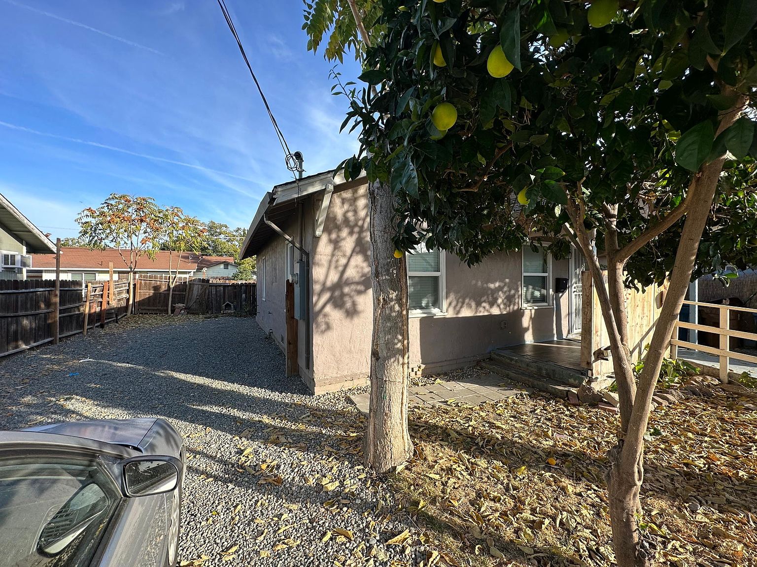 2419 Mitchs Ln photo 3