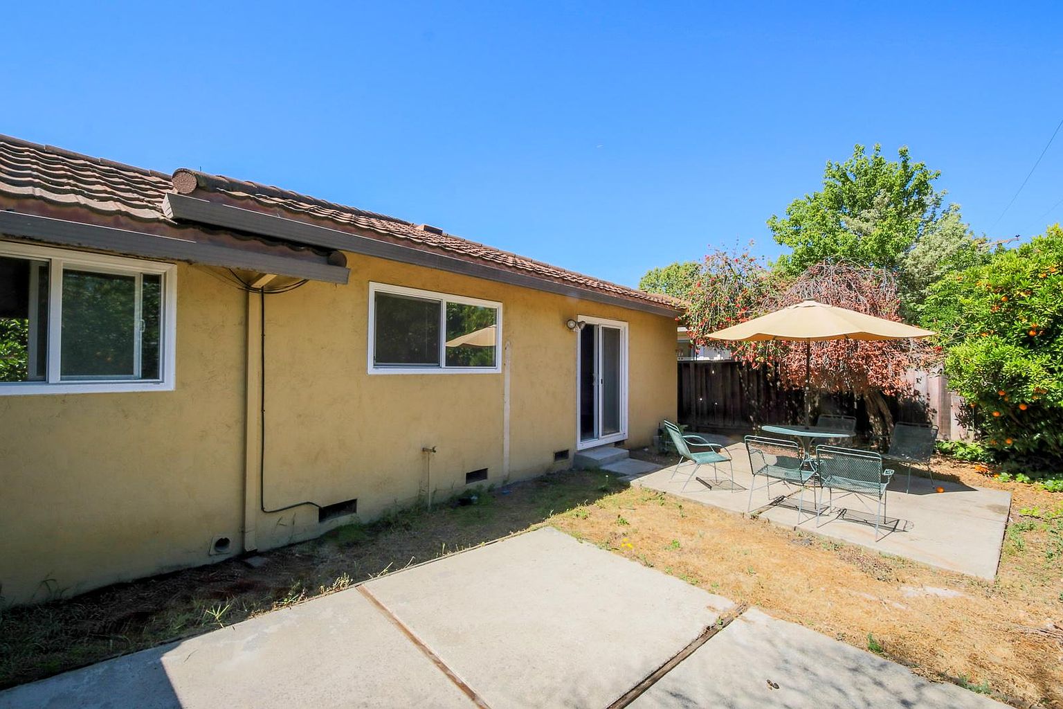 4471 Hamilton Ave photo 3