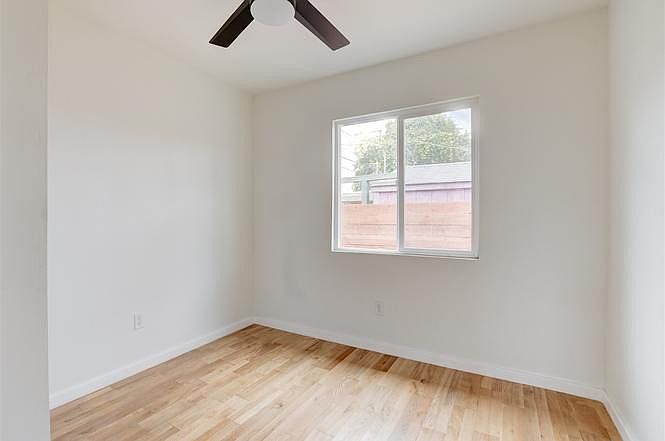 3642 Arnold Ave photo 4
