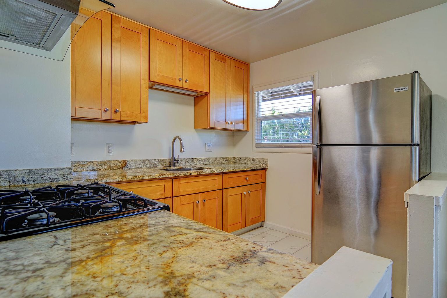 1410 Jefferson Avenue, Redwood City, CA 94062 photo 2