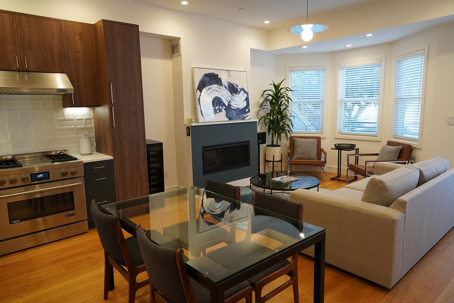 34 Walter St photo 3