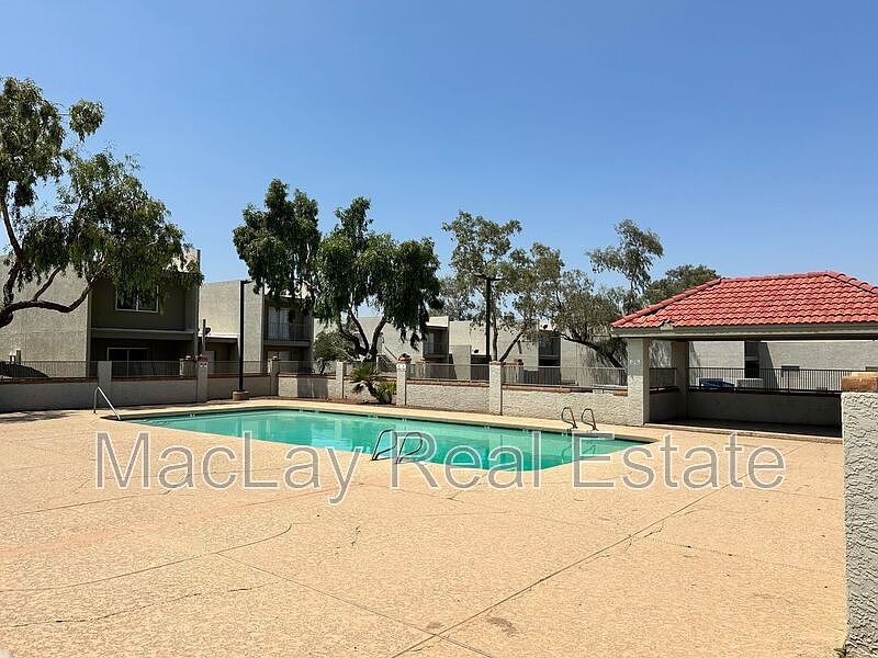 2801 E Monte Cristo Ave photo 2