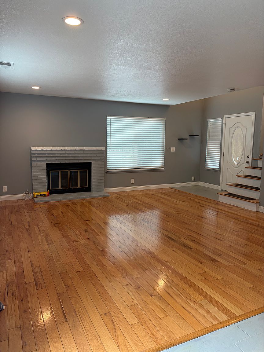 36790 Nichols Ave photo 4