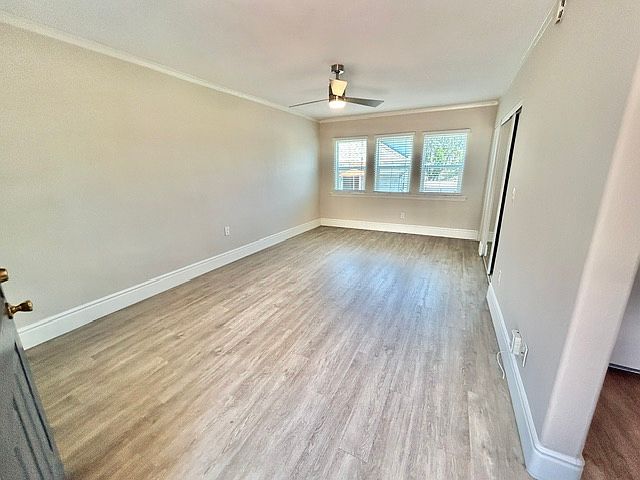 2519 G St photo 3