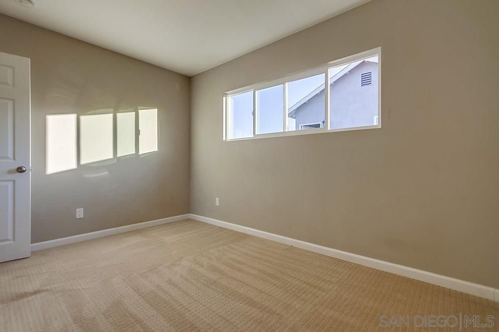 3294 J St photo 3