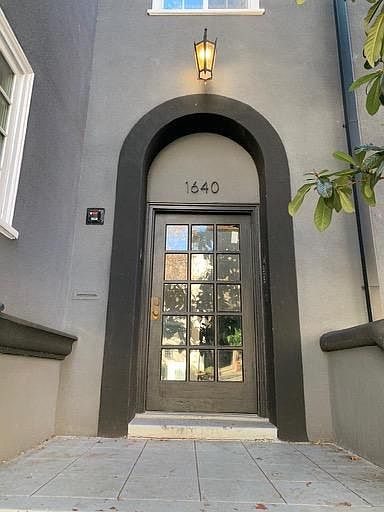 1640 Euclid Ave photo 2