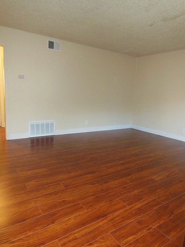 104 Redwood Avenue, Redwood City, CA 94061 photo 3