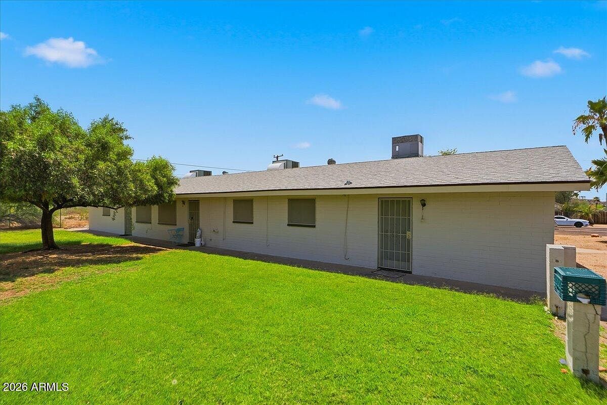 1321 E Carol Ave Phoenix, AZ 85020 photo 2