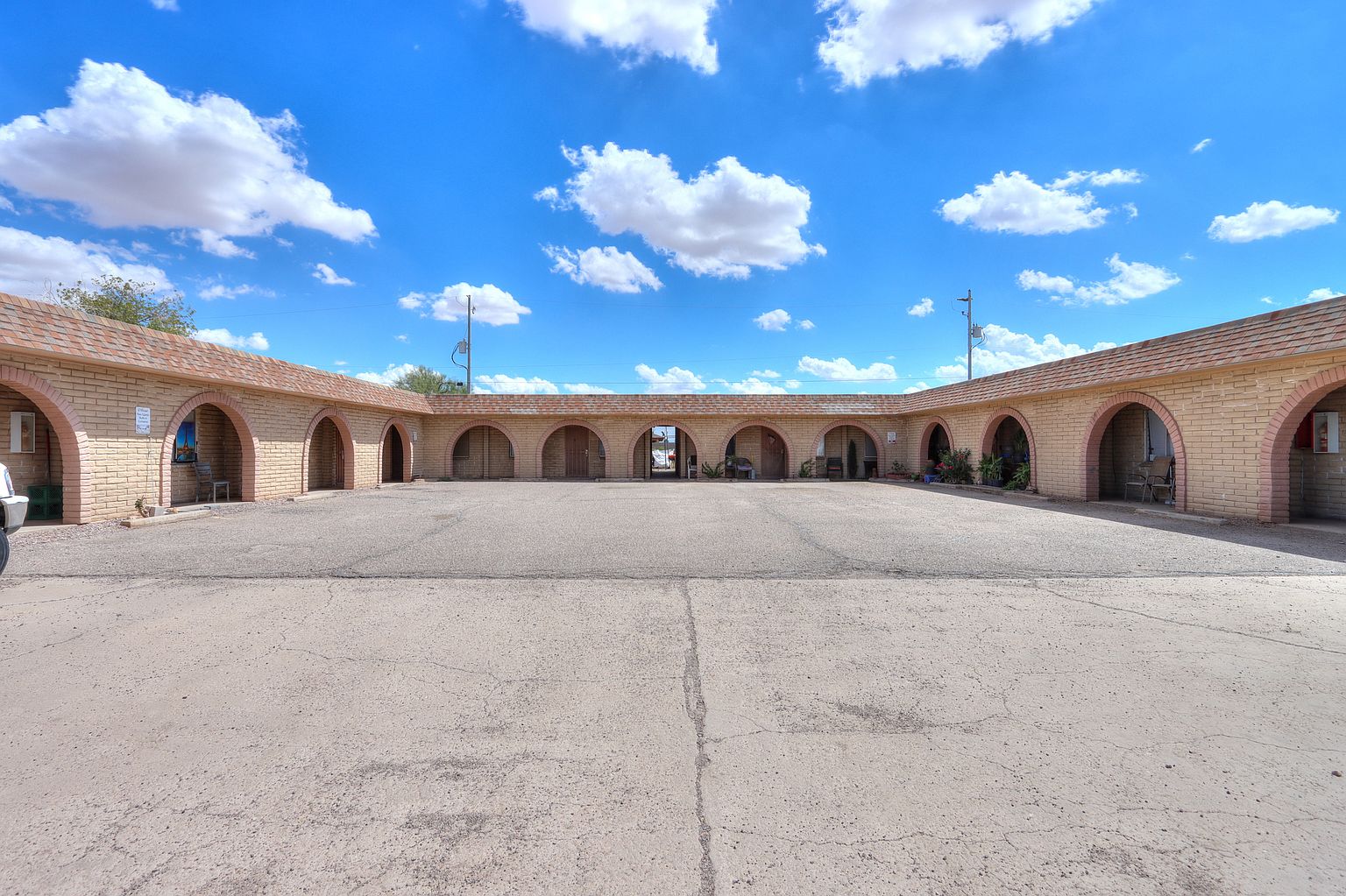 4215 N Granada Dr photo 2