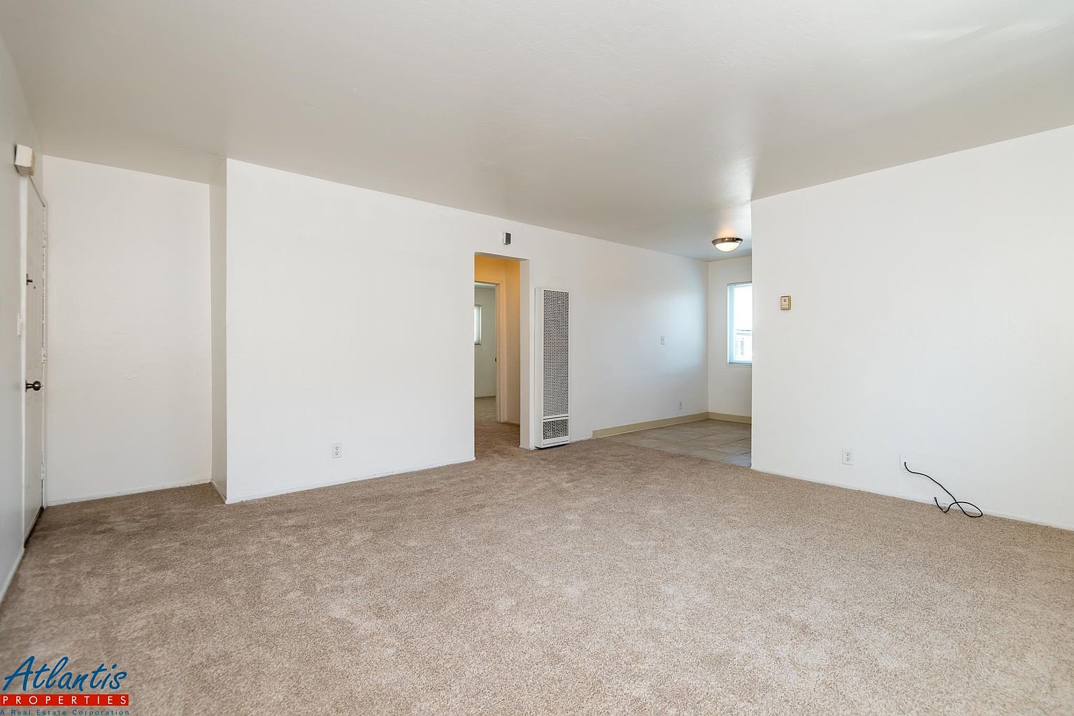 1570 Quebec Ct photo 2