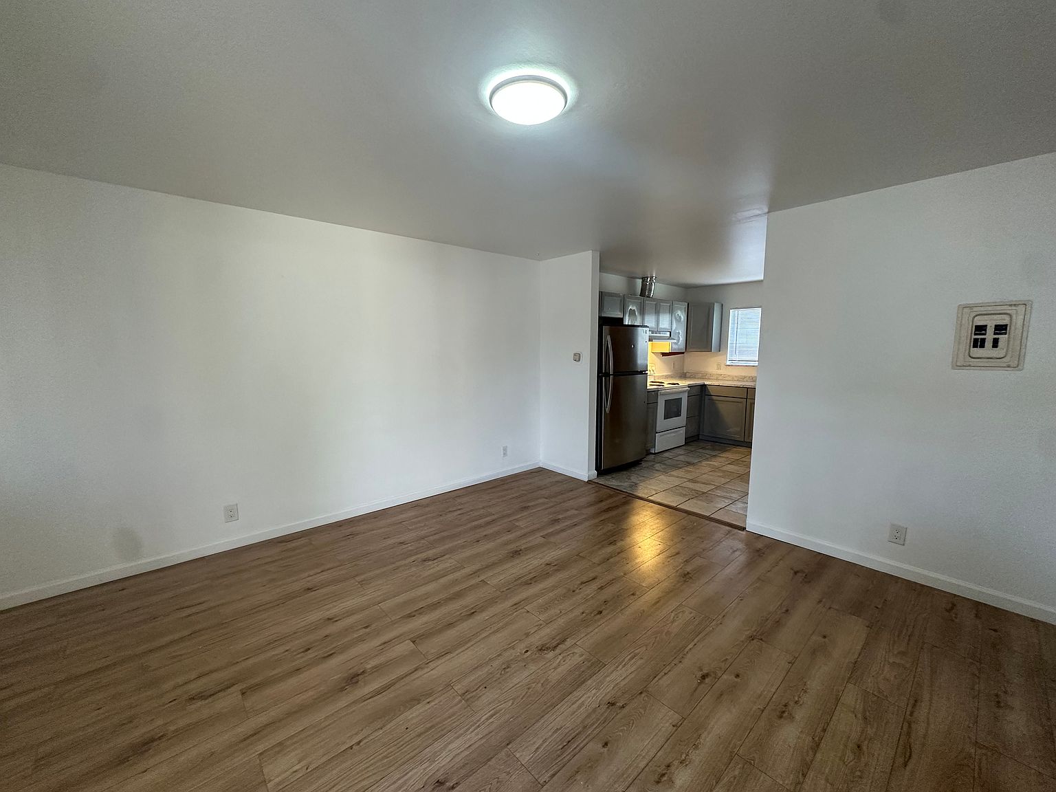 20157 Wisteria St photo 2