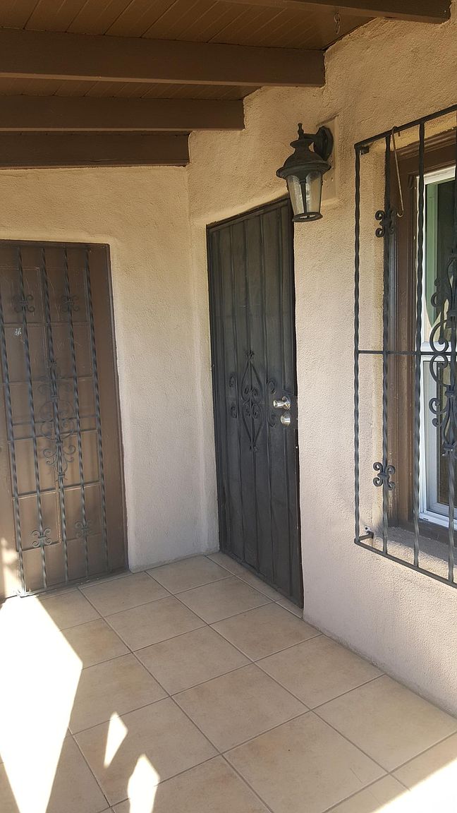 2849 India St photo 5