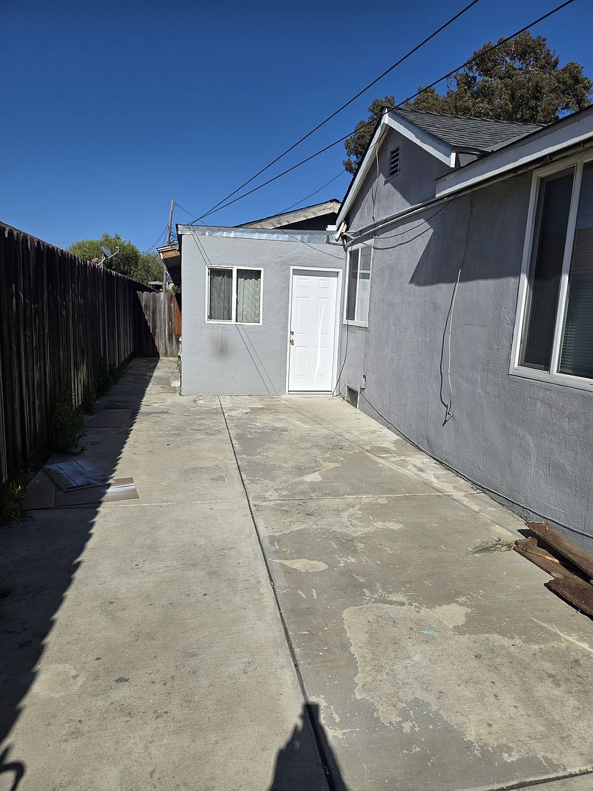 37278 Ash St photo 4