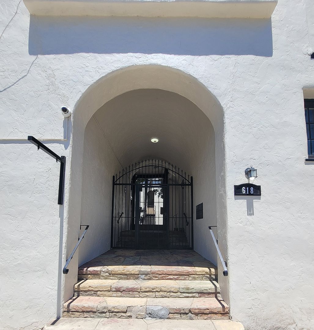 618 W 7th St Antioch, CA 94509 photo 2