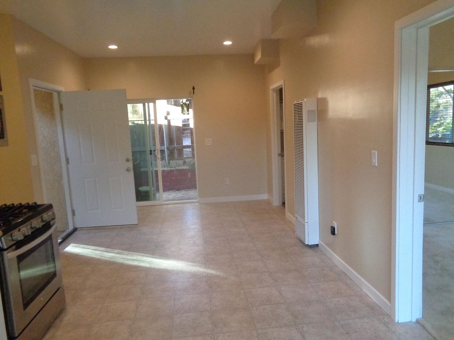 4953 Campanile Dr photo 4
