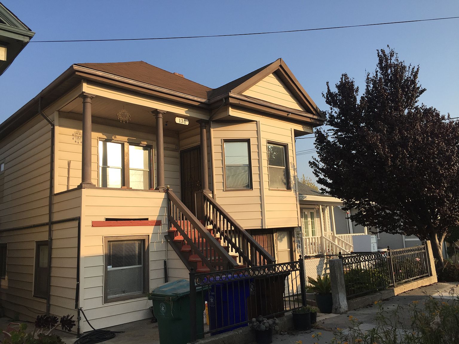 131 Garretson Ave photo 2