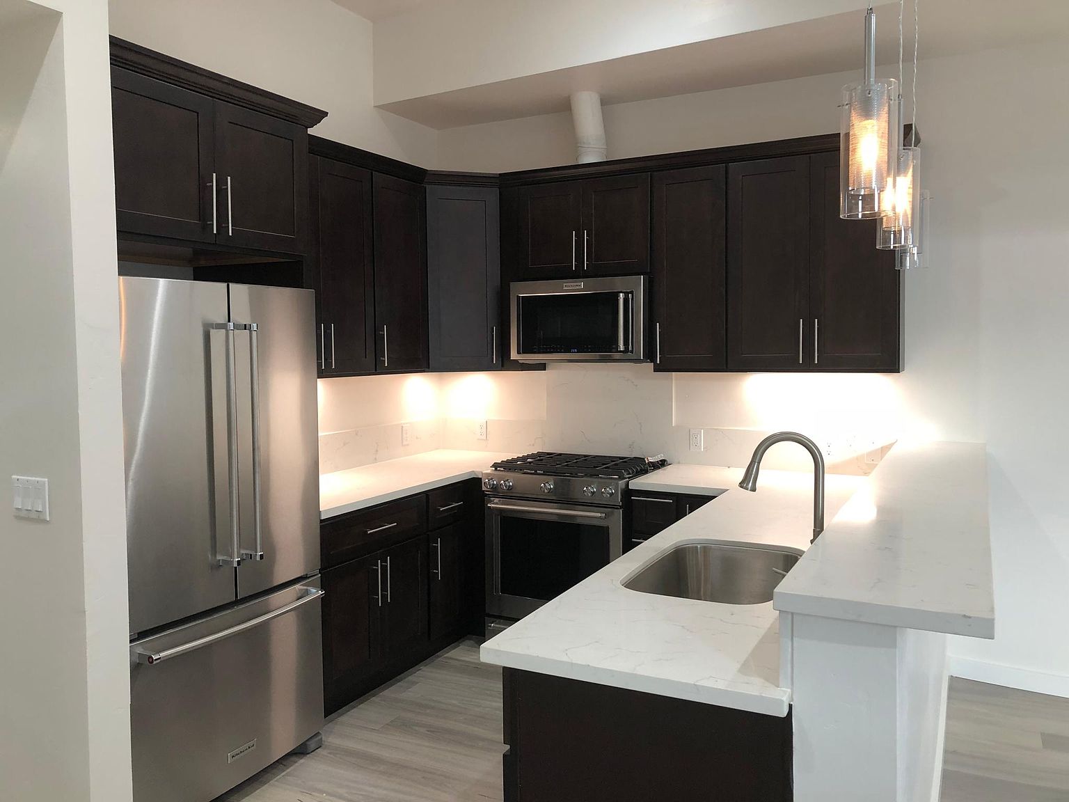 682 Bridgeway photo 3