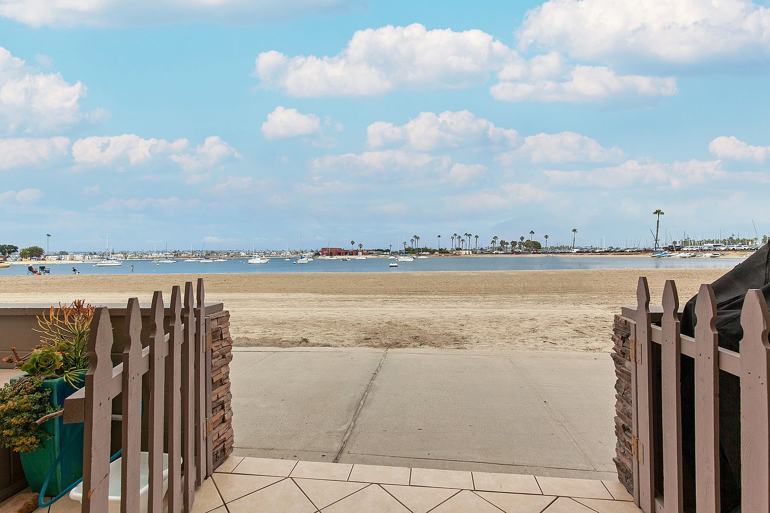 3550 Bayside Walk photo 3