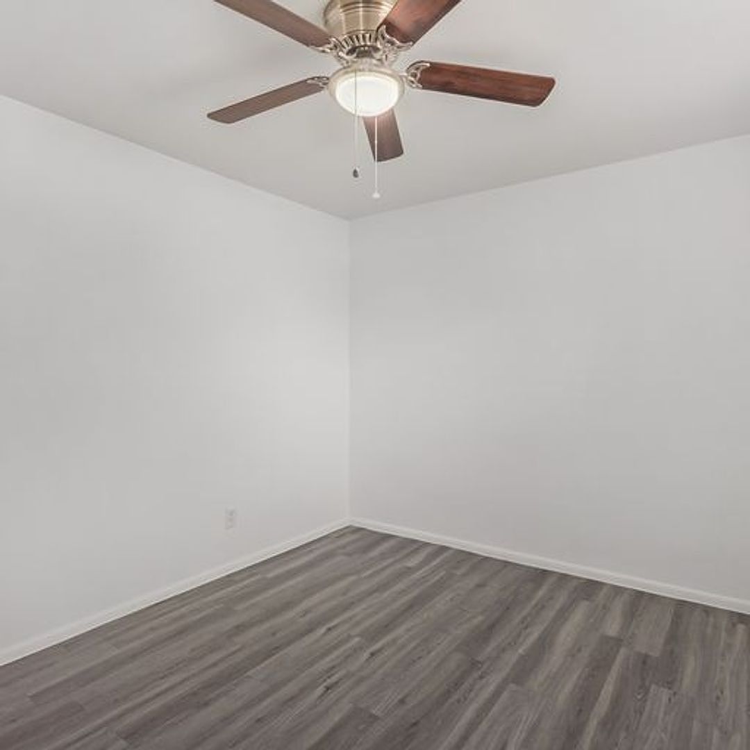 4121 N 33rd Dr unit Unit 4a photo 3