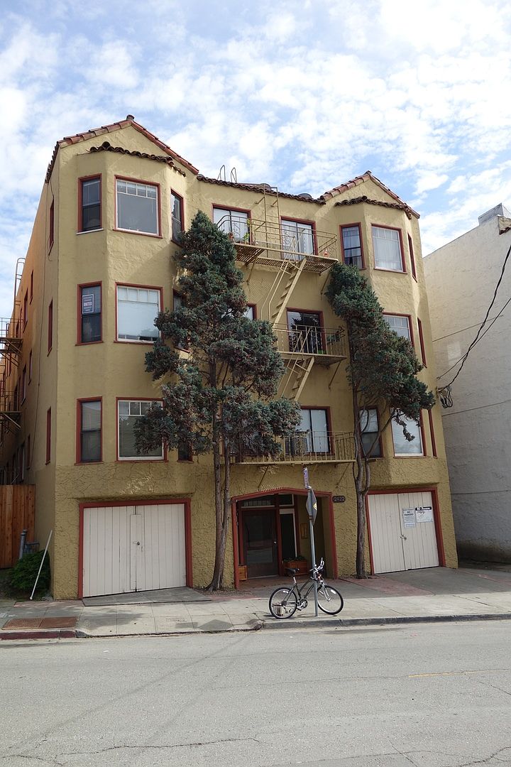 2430 8th Avenue, Oakland, CA 94606 photo 2