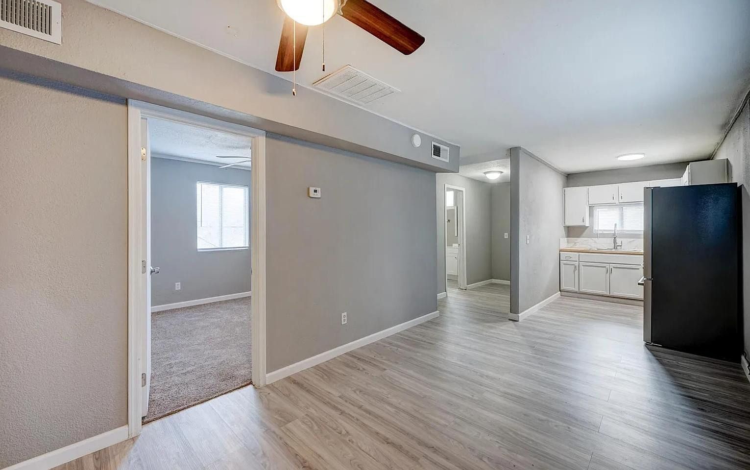 2135 West Hadley Street, Phoenix, AZ 85009 photo 2
