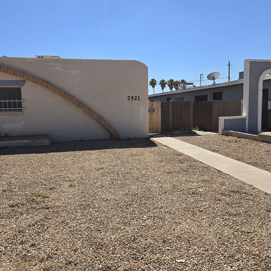 7521 W Glenn Dr