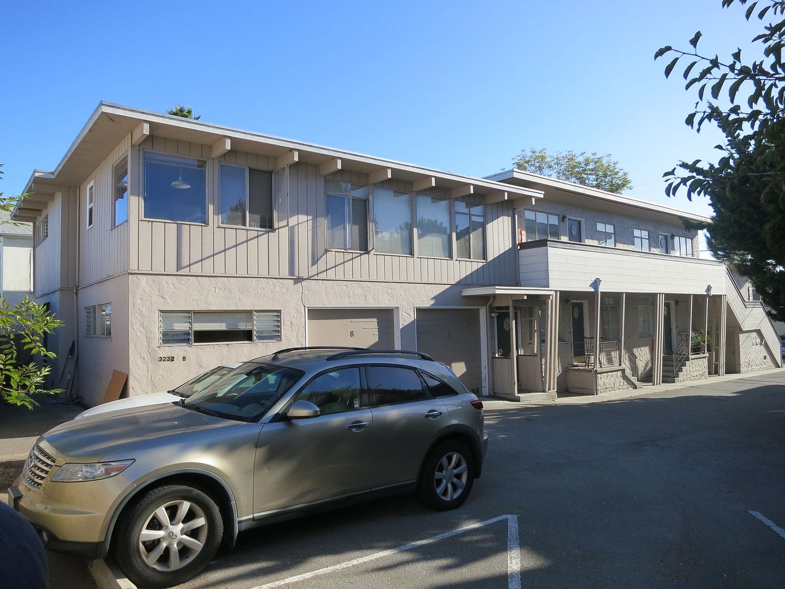 3220 Yosemite Ave photo 4
