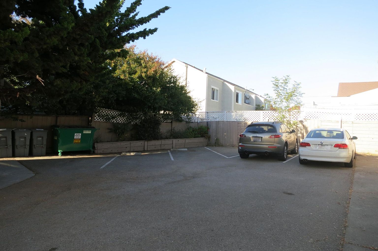 3220 Yosemite Ave photo 3