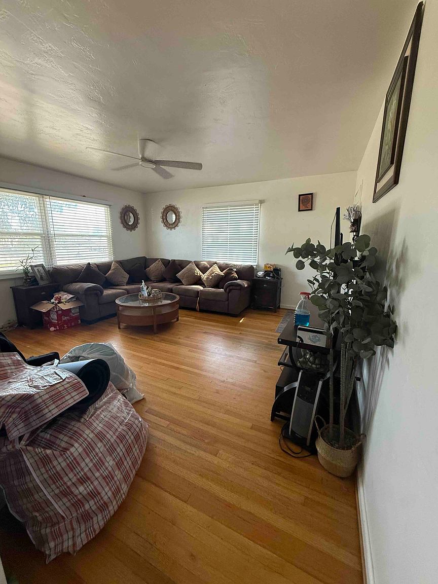 4703 68th St photo 4