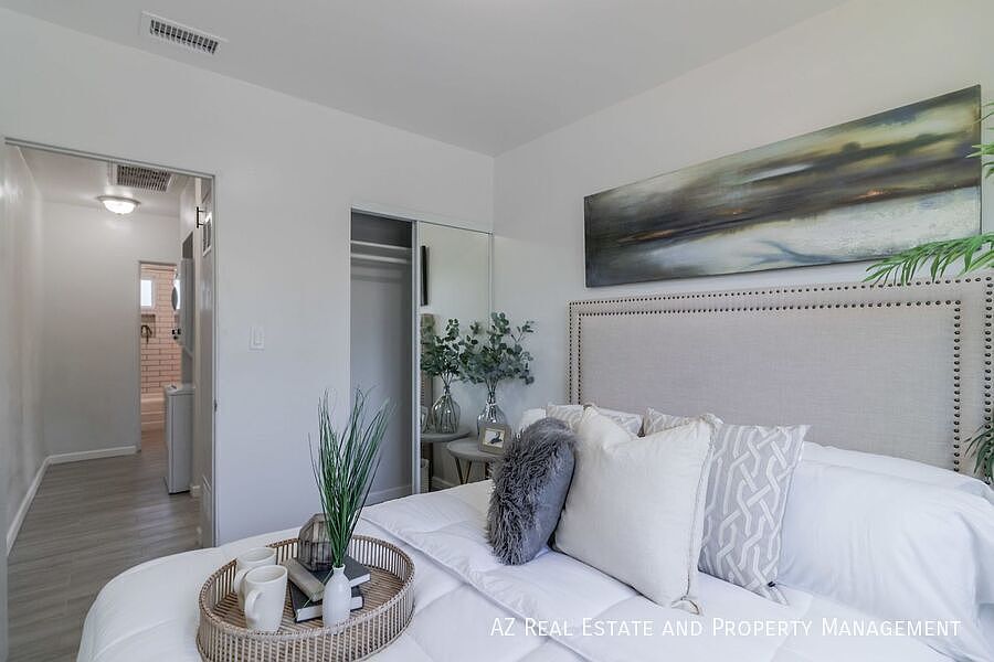 1649 E Oak St Phoenix, AZ 85006 photo 4