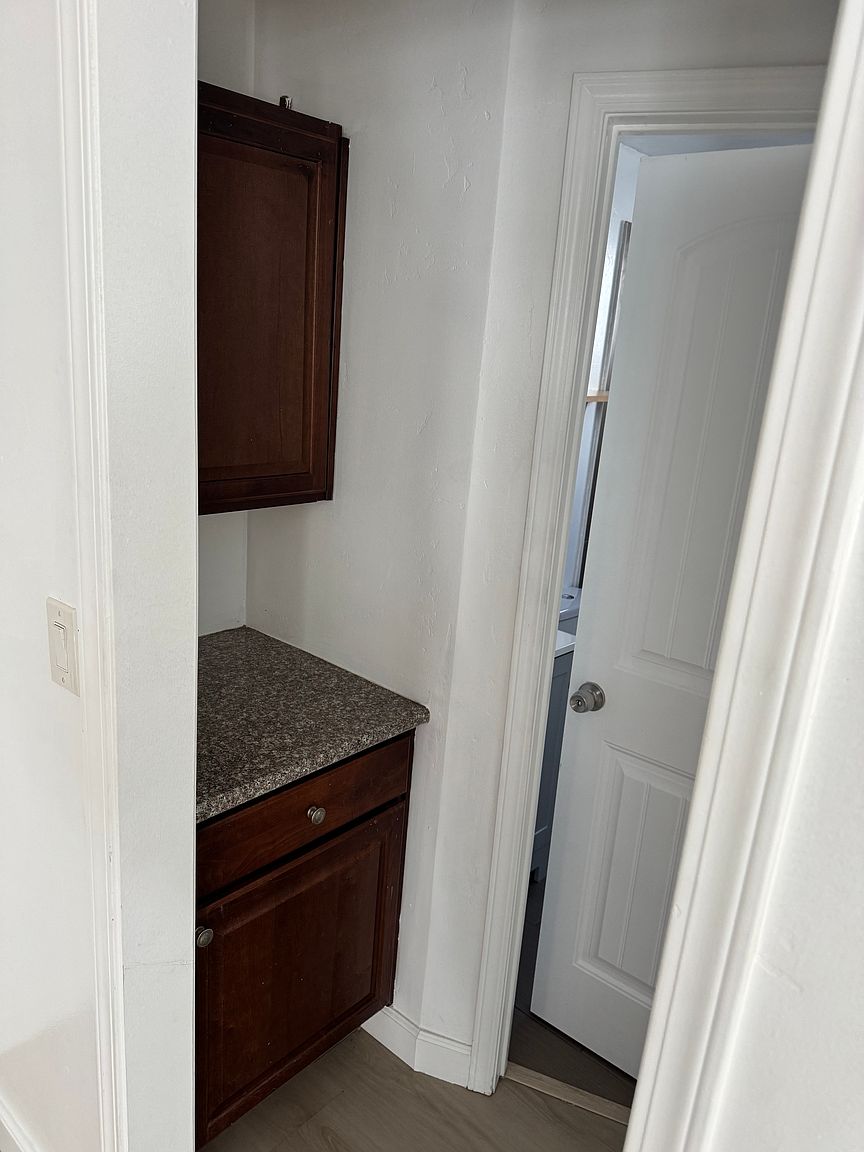 4138 Van Dyke Ave photo 3