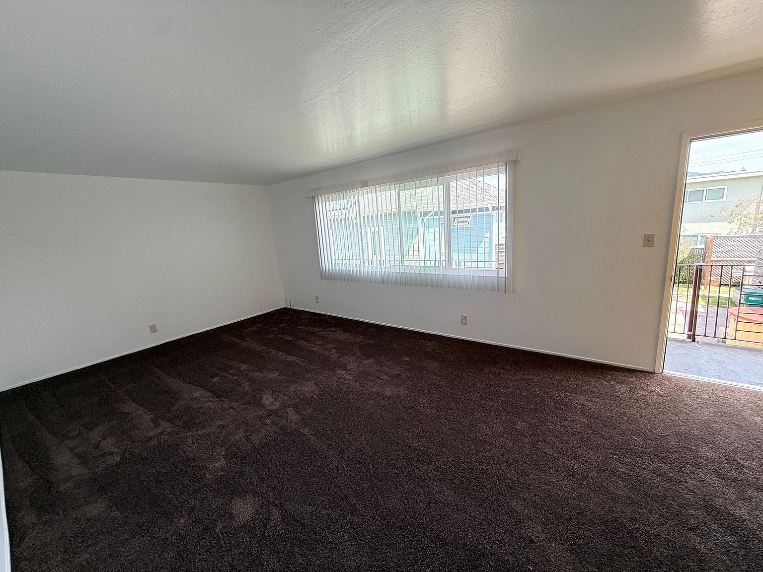 1001 63rd St photo 2