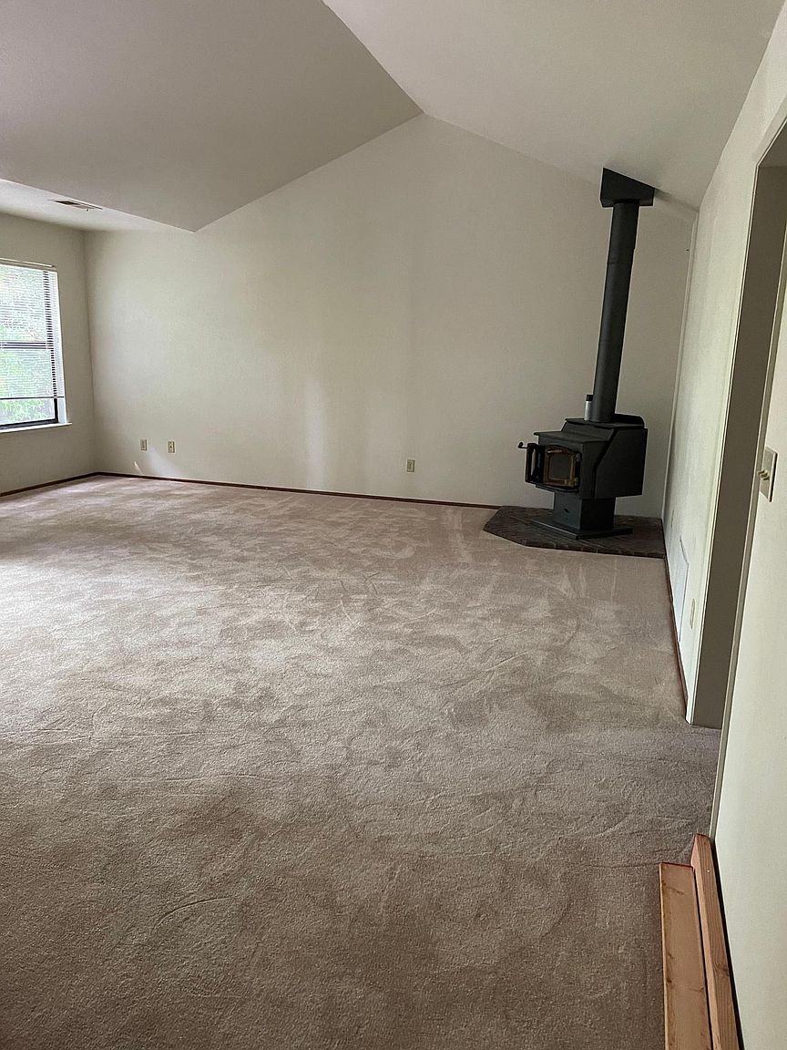 225 Carrillo St photo 4