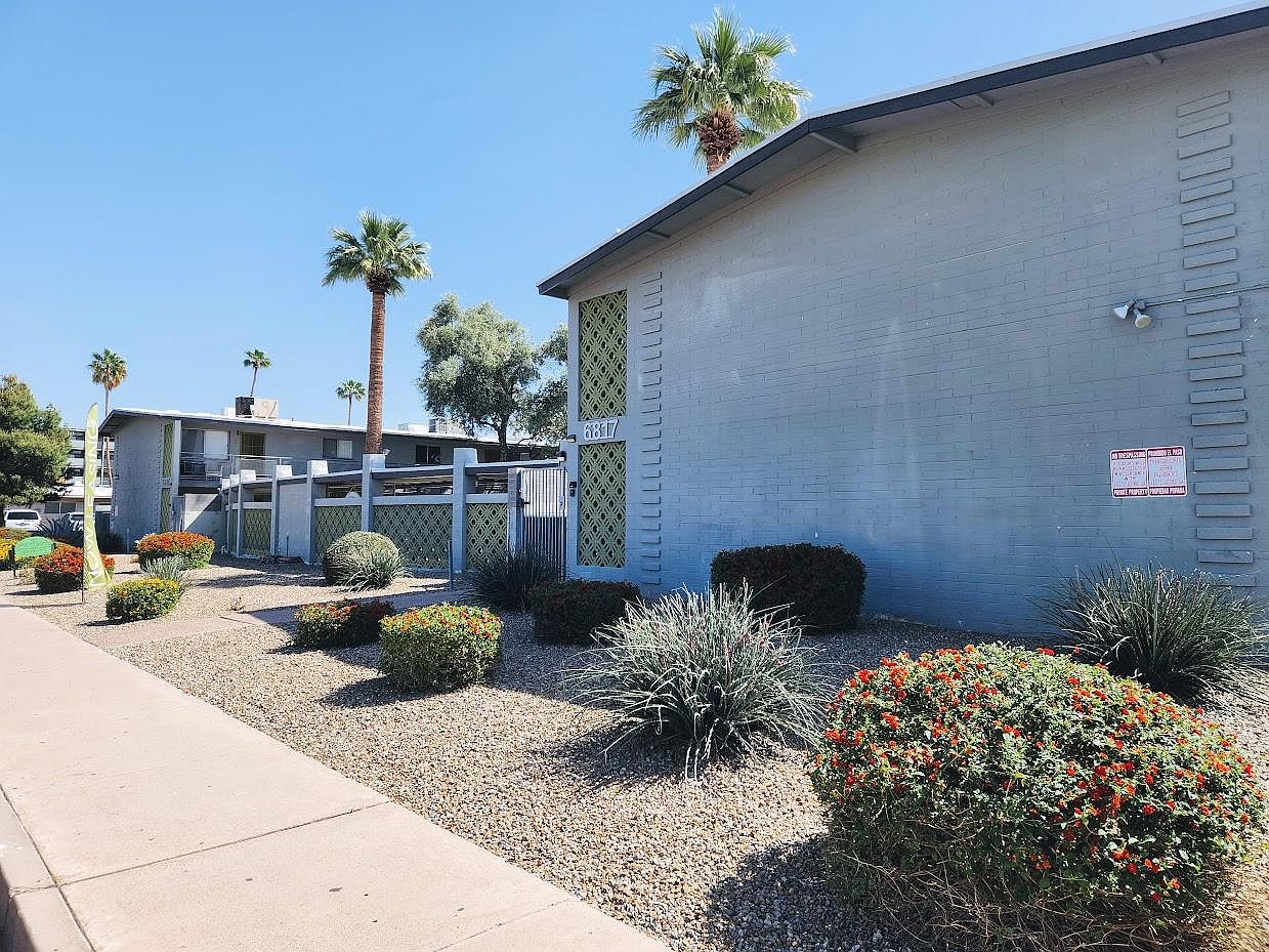 Silver Oaks Apartments photo 2