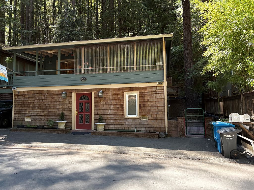 1BR/1BA Apartment on Hidden Valley Rd · Guerneville