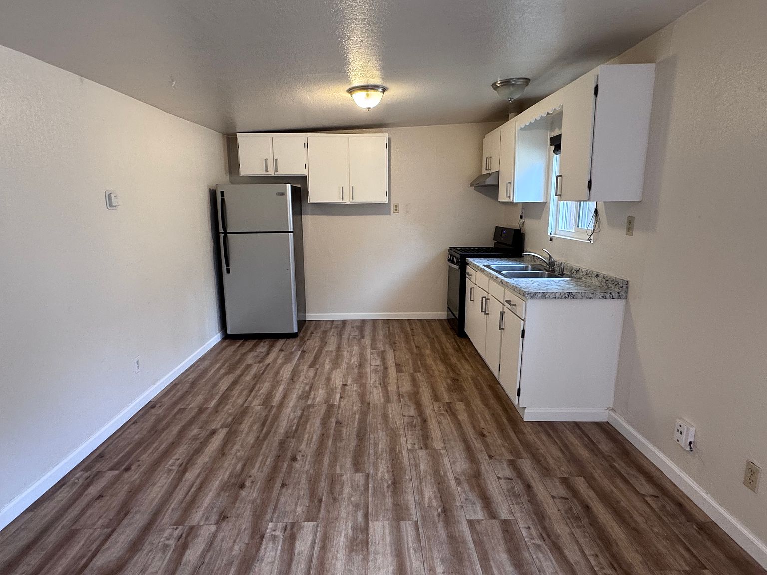 1BR/1BA Apartment on Kentucky Street · Vallejo photo 4