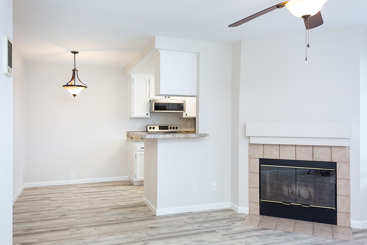 4163 Cleveland Ave photo 4