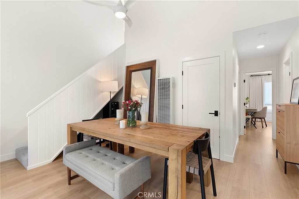 617 1/2 Acacia Ave photo 5