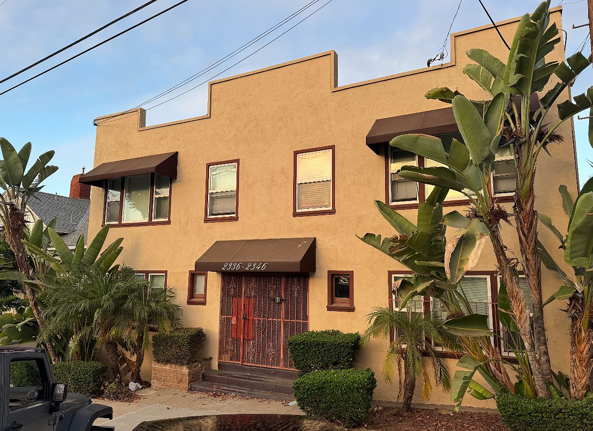 2344 Union St photo 3