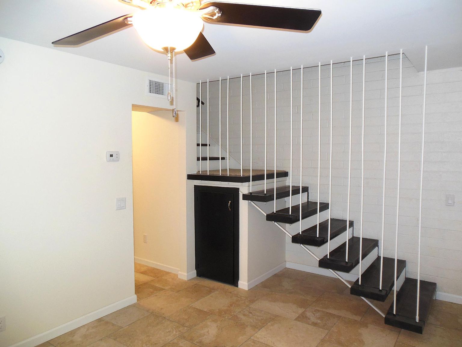 1151 E Orange St photo 2