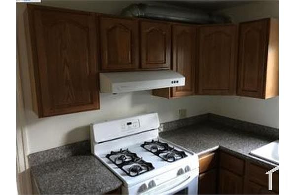 4742 Redding St photo 5