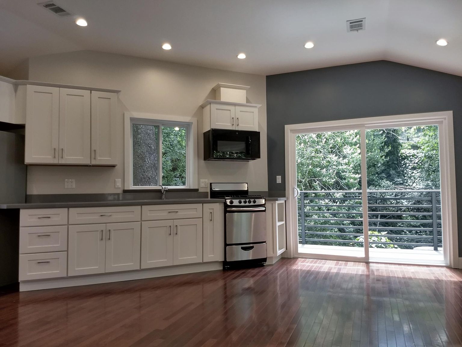 10 Whitten Ln photo 5