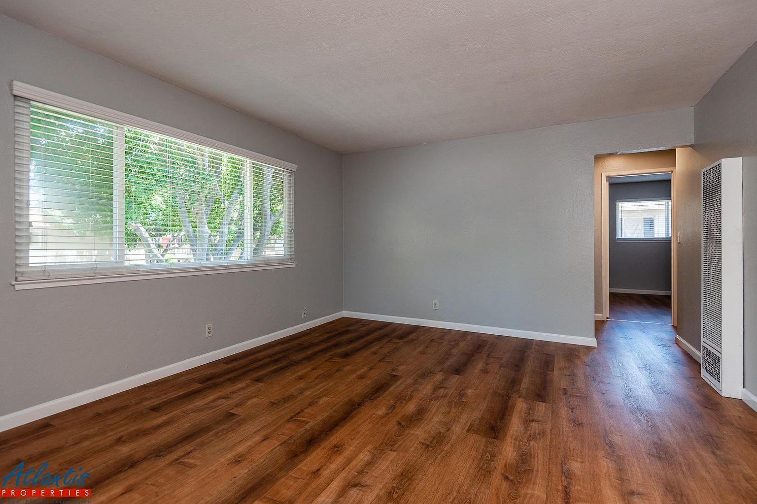 1136 Ayala Dr photo 4
