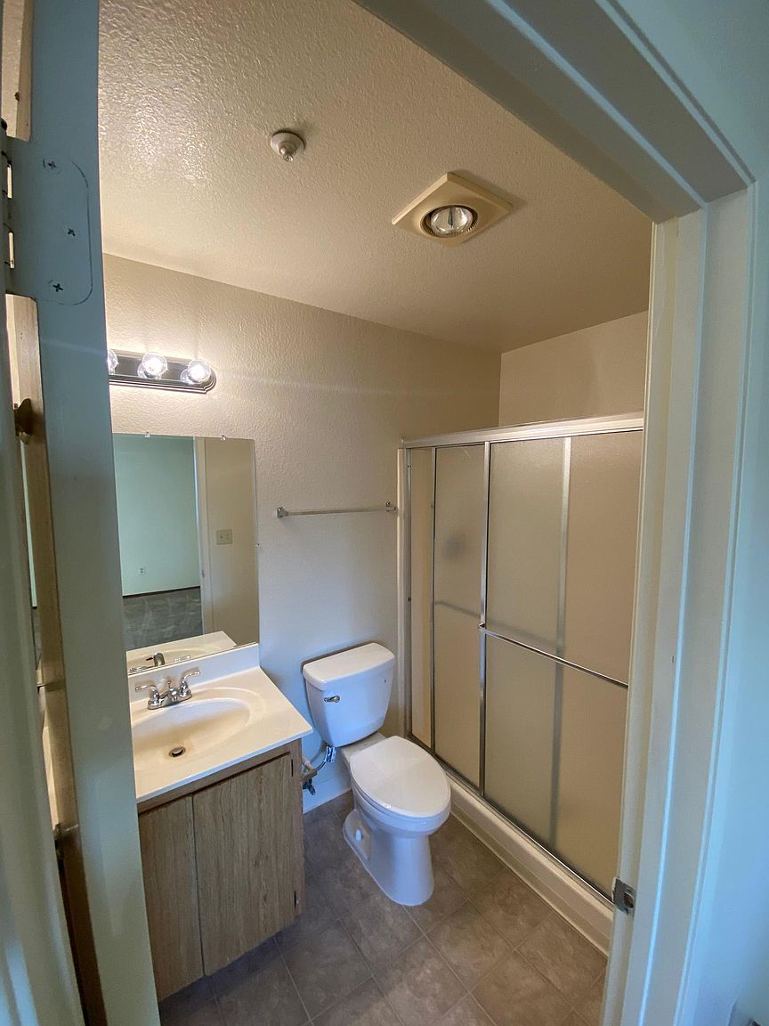 3562 Silver Oaks Way photo 5