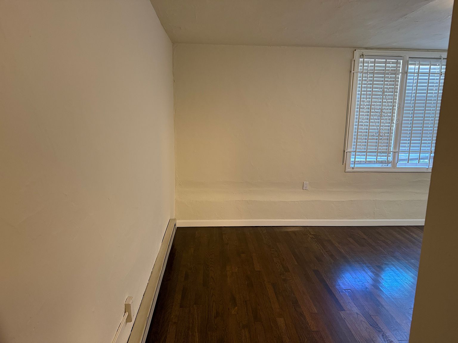 349 38th St photo 4