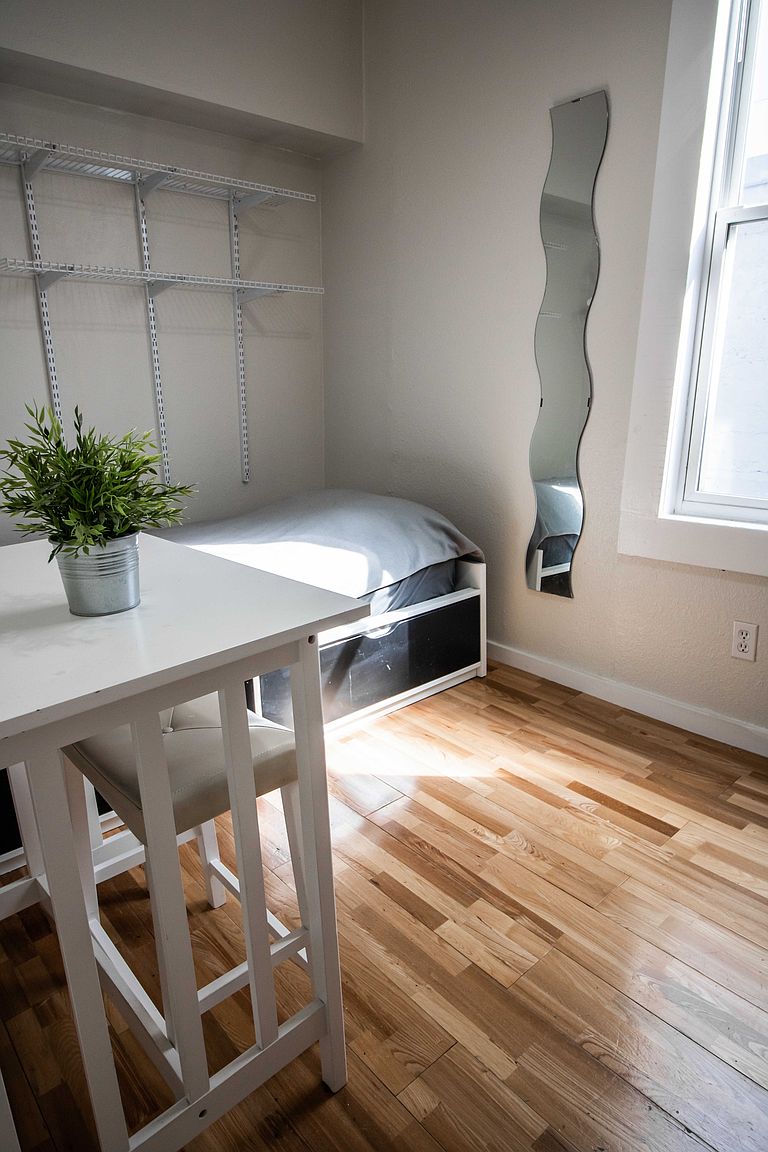 UrbaNests | 221 7th St Residences photo 3
