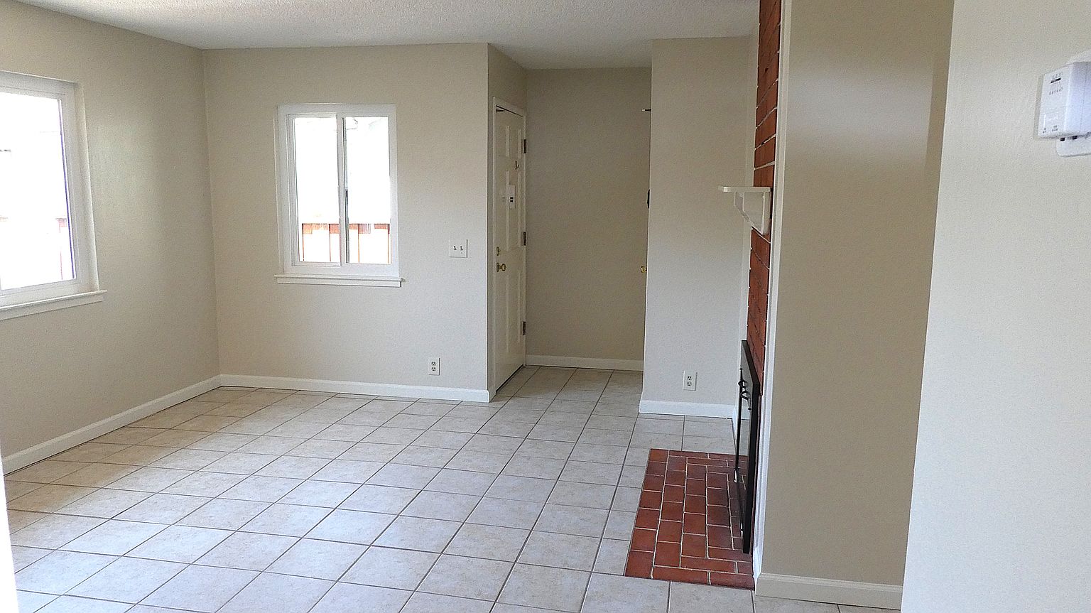 615 Poplar Ave photo 3