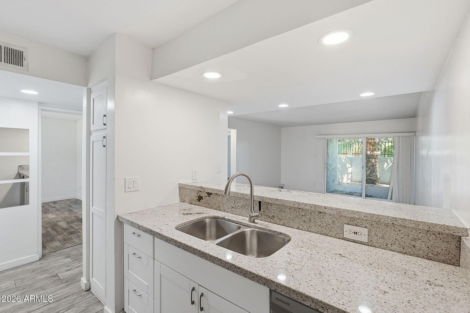3314 N 68th St Scottsdale, AZ 85251 photo 5